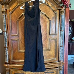 Elegant Black Sleeveless Dress